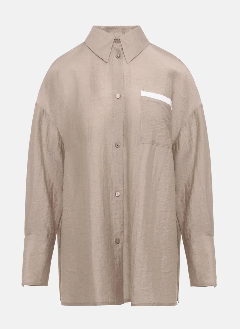 ليتشي قميص فضفاض بتداخلات متباينة